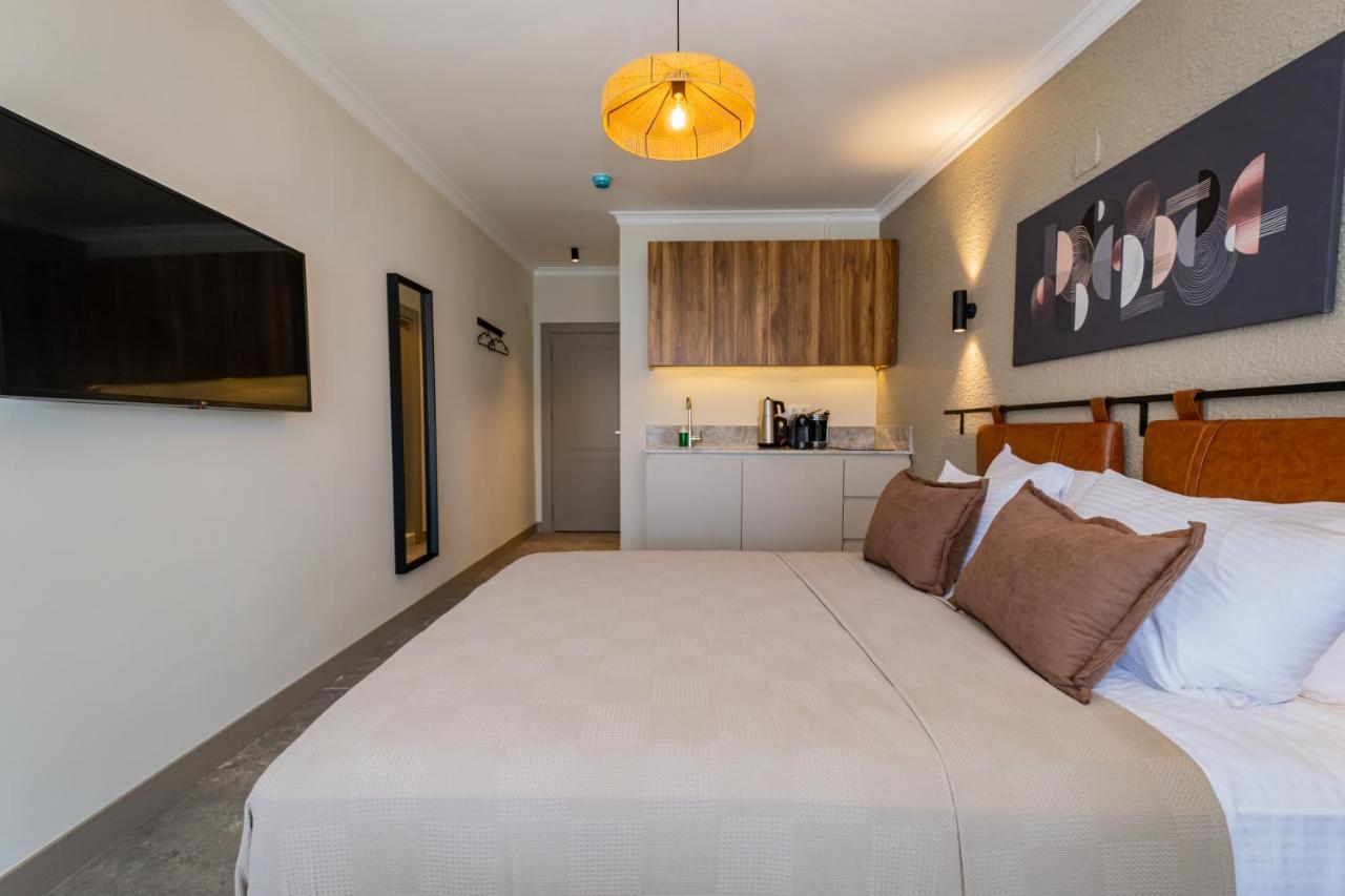 Bd Suites Foca Exterior photo