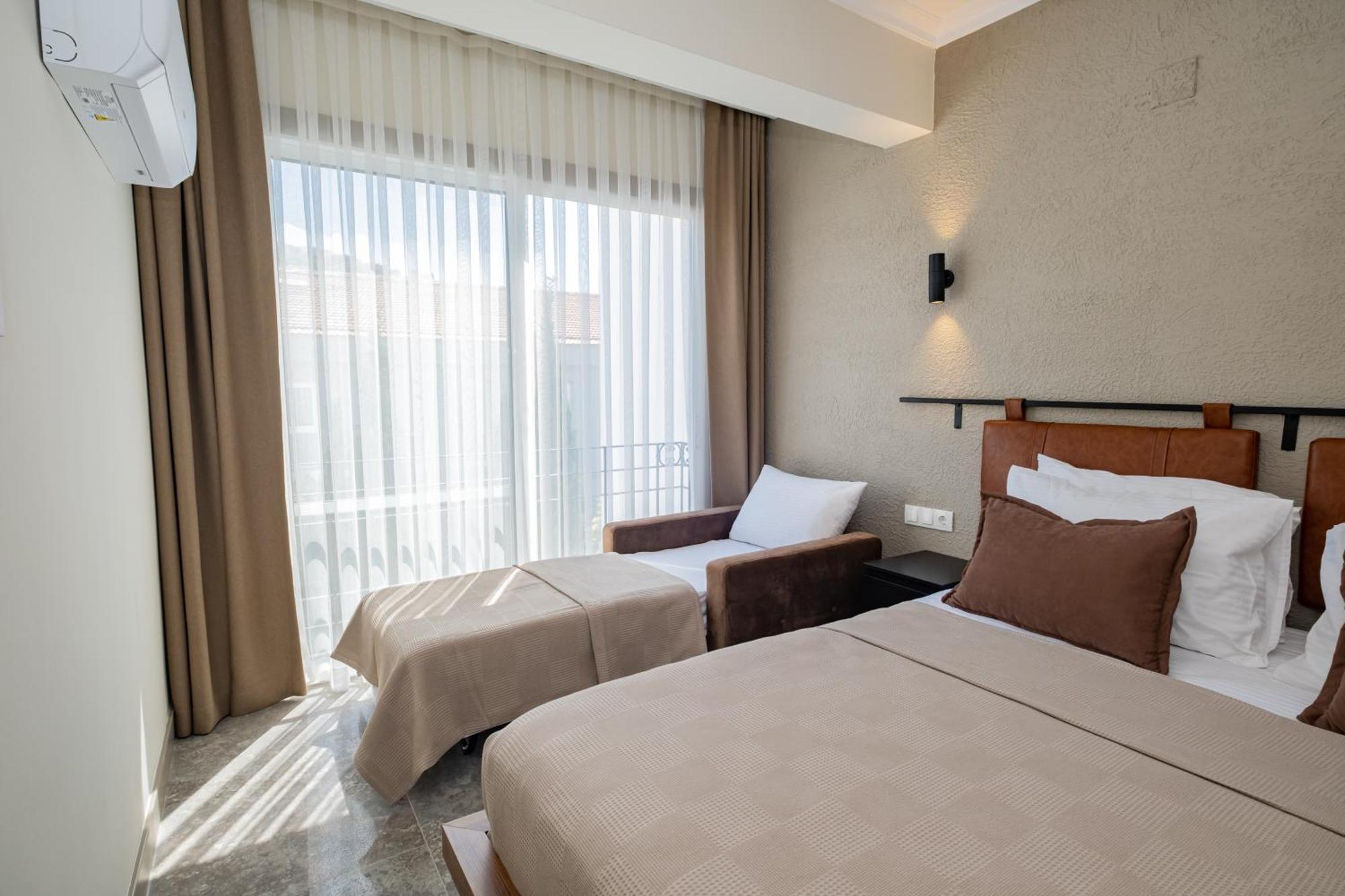 Bd Suites Foca Exterior photo