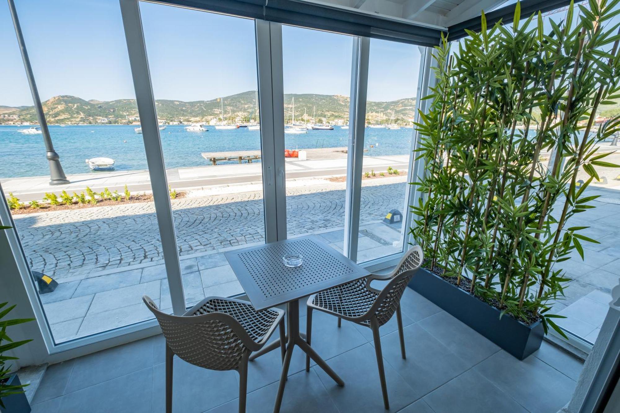 Bd Suites Foca Exterior photo